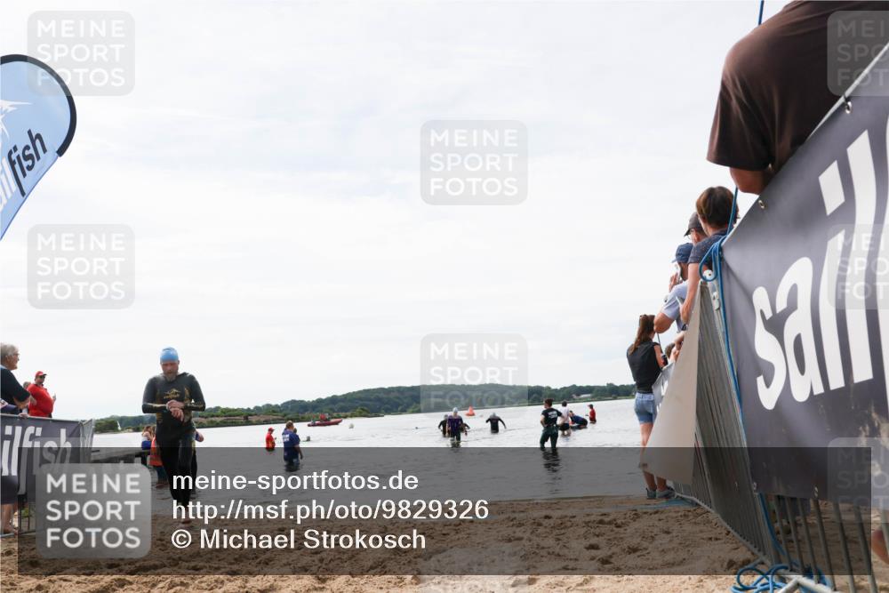 21.06.2026 - Viking Triathlon Michael Strokosch http://msf.ph/oto/9829326 21.06.2026 10:56:01 Schwimmen 264 meine-sportfotos.de