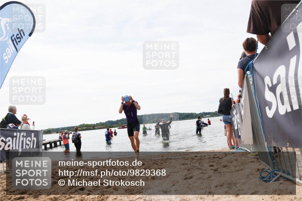 21.06.2026 - Viking Triathlon Michael Strokosch http://msf.ph/oto/9829368 21.06.2026 10:56:15 Schwimmen 117, 357, 502 meine-sportfotos.de