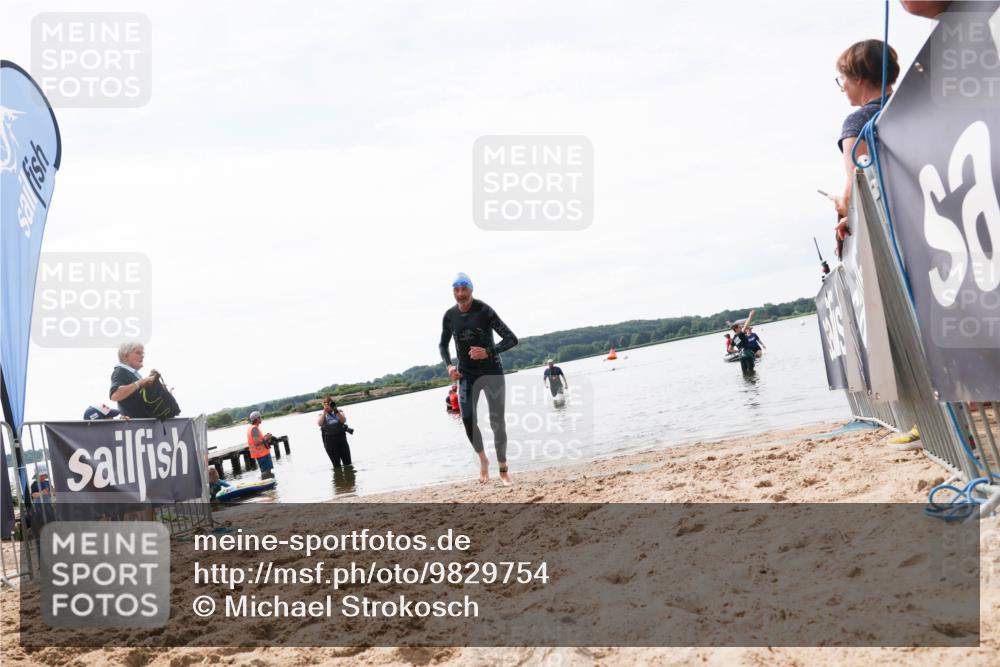 21.06.2026 - Viking Triathlon Michael Strokosch http://msf.ph/oto/9829754 21.06.2026 10:58:37 Schwimmen 439 meine-sportfotos.de