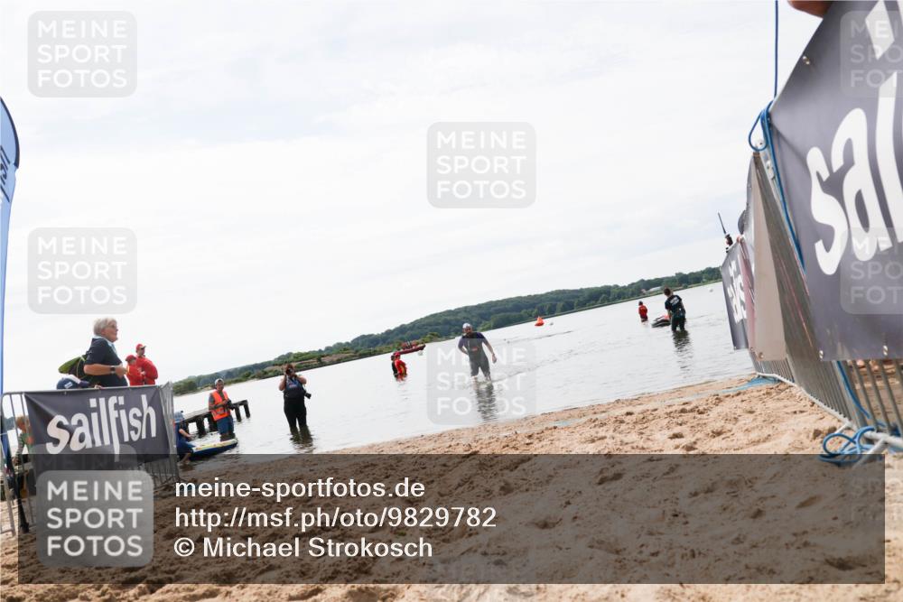 21.06.2026 - Viking Triathlon Michael Strokosch http://msf.ph/oto/9829782 21.06.2026 10:58:46 Schwimmen 141 meine-sportfotos.de