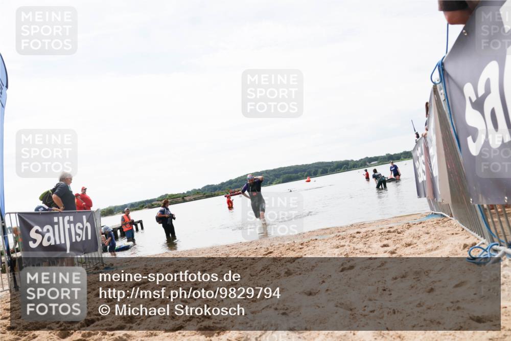 21.06.2026 - Viking Triathlon Michael Strokosch http://msf.ph/oto/9829794 21.06.2026 10:58:50 Schwimmen 141 meine-sportfotos.de