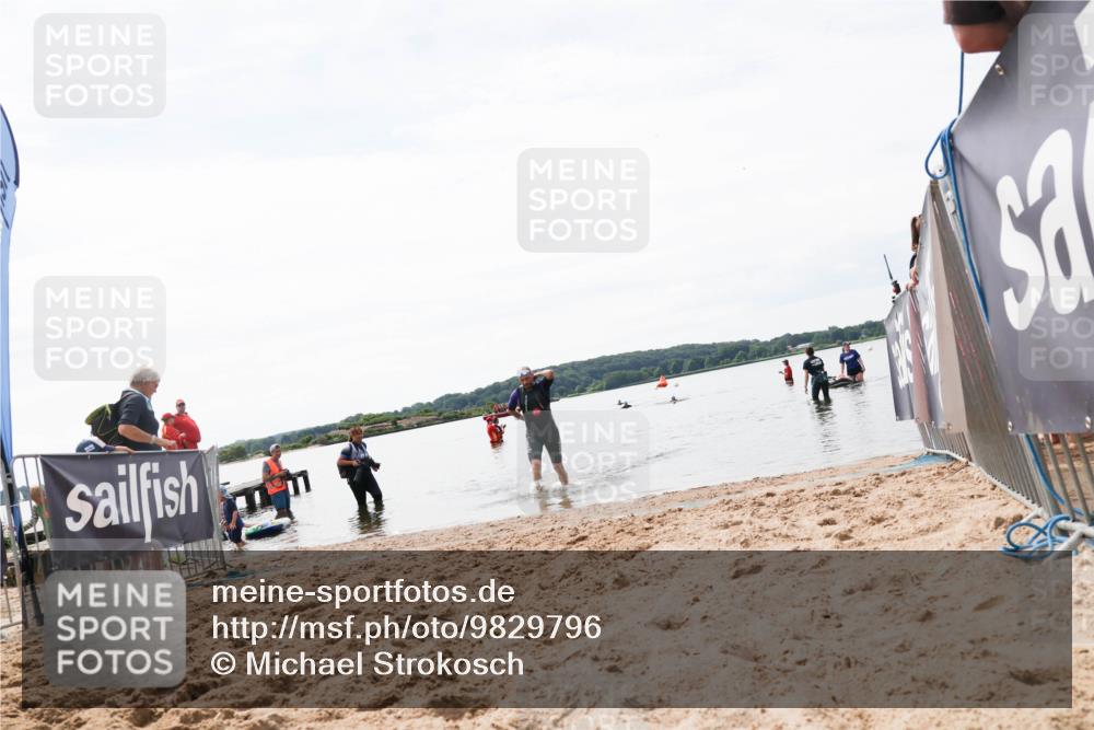 21.06.2026 - Viking Triathlon Michael Strokosch http://msf.ph/oto/9829796 21.06.2026 10:58:50 Schwimmen 141 meine-sportfotos.de