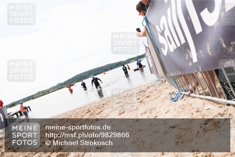 21.06.2026 - Viking Triathlon Michael Strokosch http://msf.ph/oto/9829866 21.06.2026 10:59:14 Schwimmen 106 meine-sportfotos.de