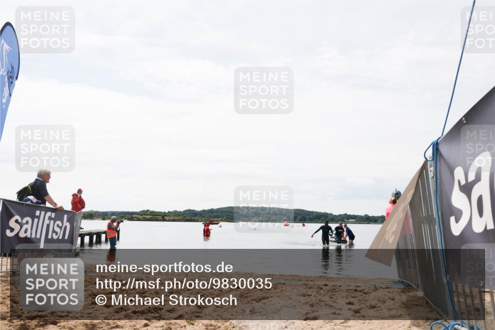 21.06.2026 - Viking Triathlon Michael Strokosch http://msf.ph/oto/9830035 21.06.2026 11:01:01 Schwimmen 71 meine-sportfotos.de