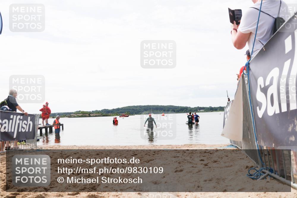 21.06.2026 - Viking Triathlon Michael Strokosch http://msf.ph/oto/9830109 21.06.2026 11:02:01 Schwimmen 646 meine-sportfotos.de