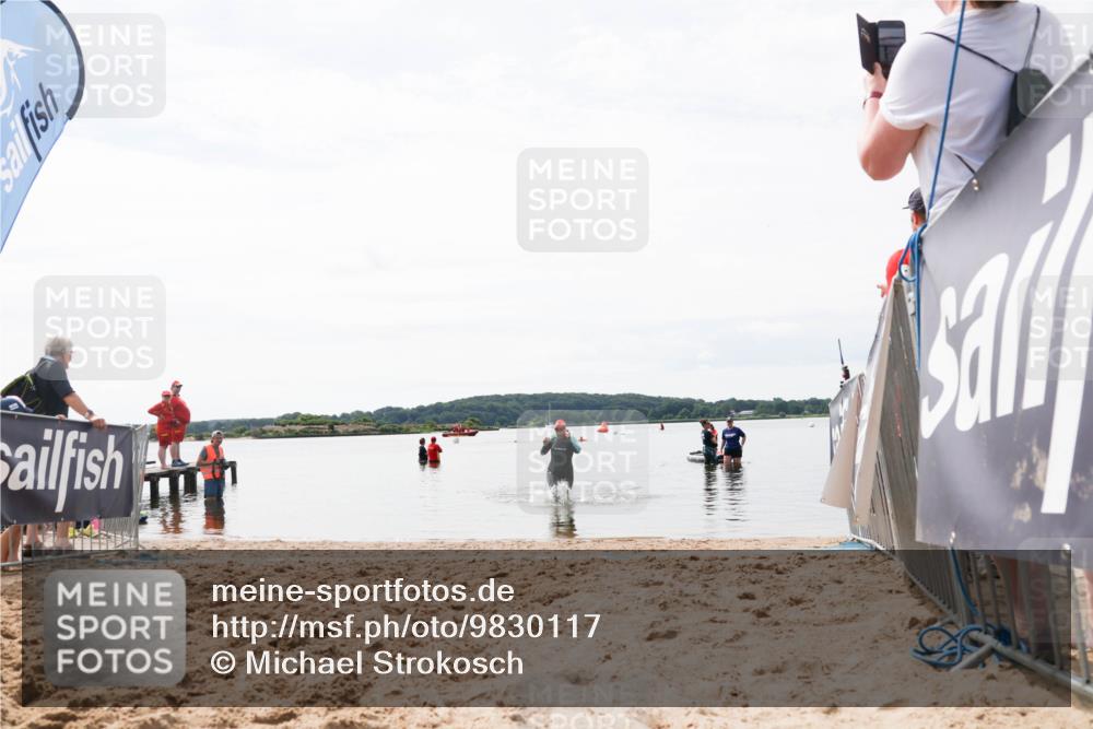 21.06.2026 - Viking Triathlon Michael Strokosch http://msf.ph/oto/9830117 21.06.2026 11:02:03 Schwimmen 646 meine-sportfotos.de