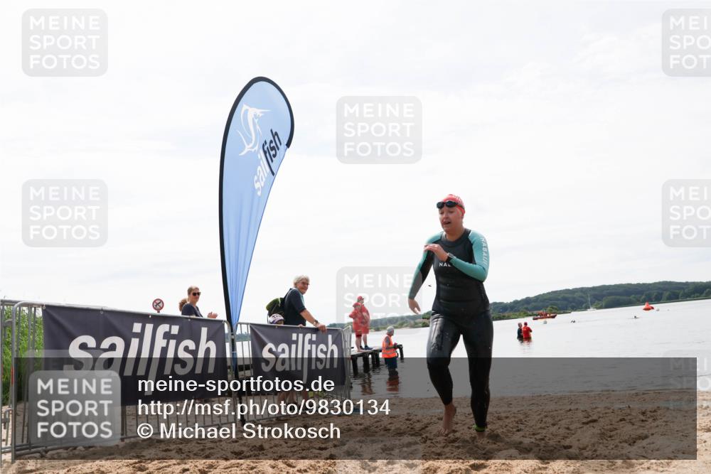 21.06.2026 - Viking Triathlon Michael Strokosch http://msf.ph/oto/9830134 21.06.2026 11:02:09 Schwimmen 646 meine-sportfotos.de