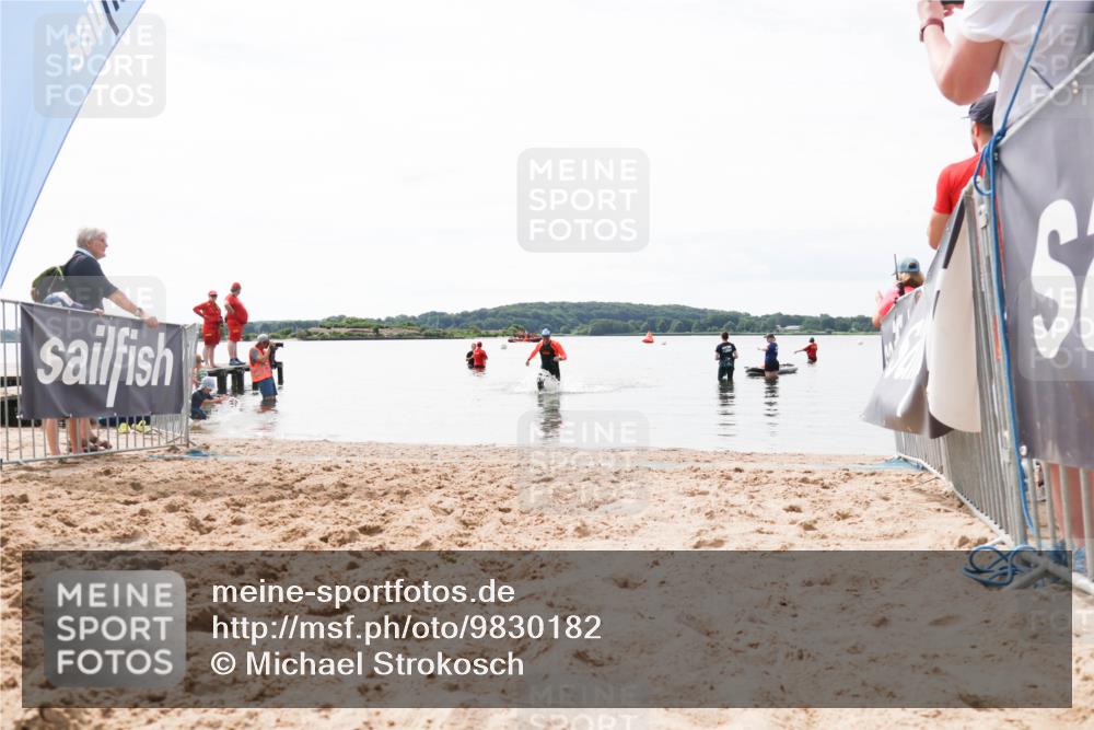 21.06.2026 - Viking Triathlon Michael Strokosch http://msf.ph/oto/9830182 21.06.2026 11:02:51 Schwimmen 379 meine-sportfotos.de
