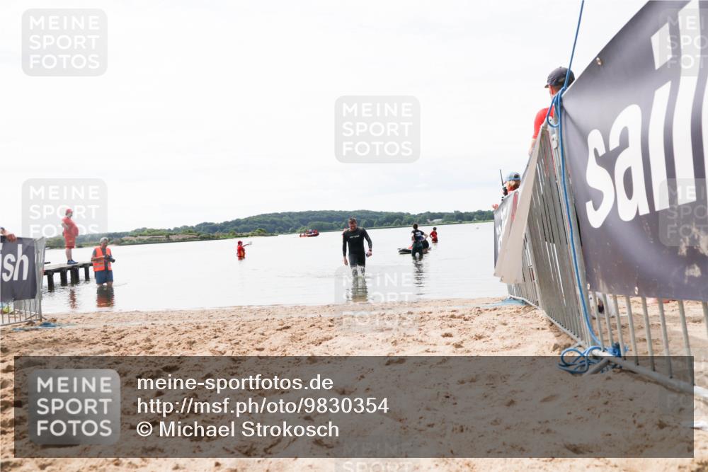 21.06.2026 - Viking Triathlon Michael Strokosch http://msf.ph/oto/9830354 21.06.2026 11:04:15 Schwimmen 421 meine-sportfotos.de