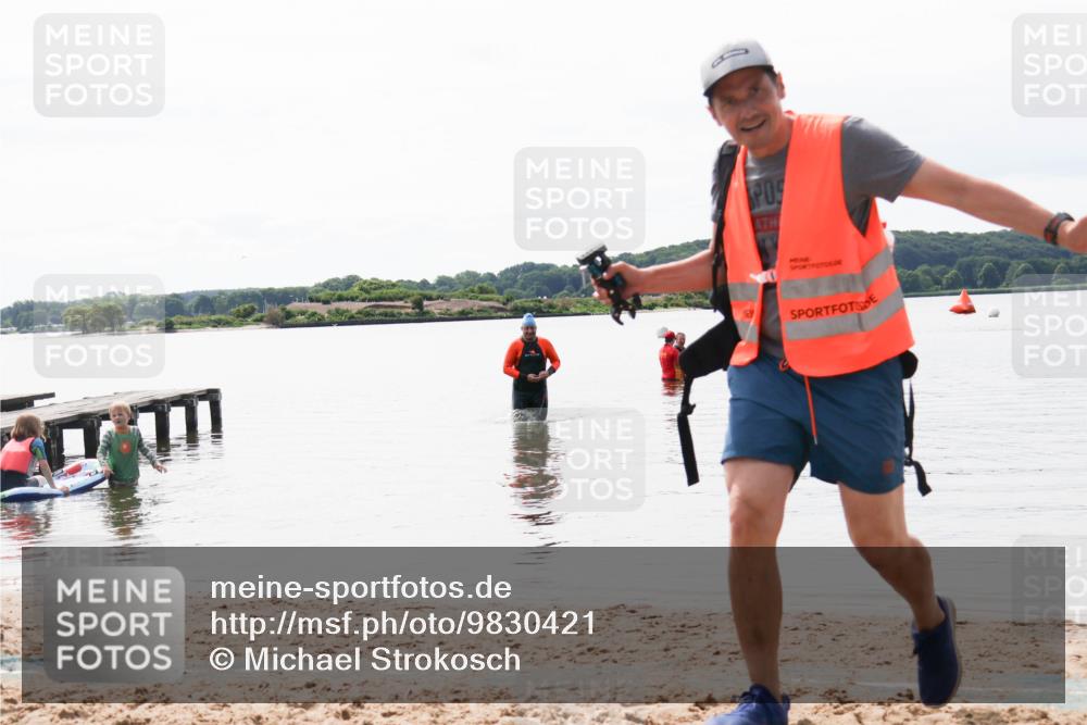 21.06.2026 - Viking Triathlon Michael Strokosch http://msf.ph/oto/9830421 21.06.2026 11:11:05 Schwimmen  meine-sportfotos.de