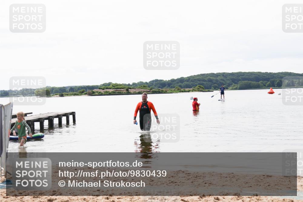 21.06.2026 - Viking Triathlon Michael Strokosch http://msf.ph/oto/9830439 21.06.2026 11:11:11 Schwimmen 39 meine-sportfotos.de