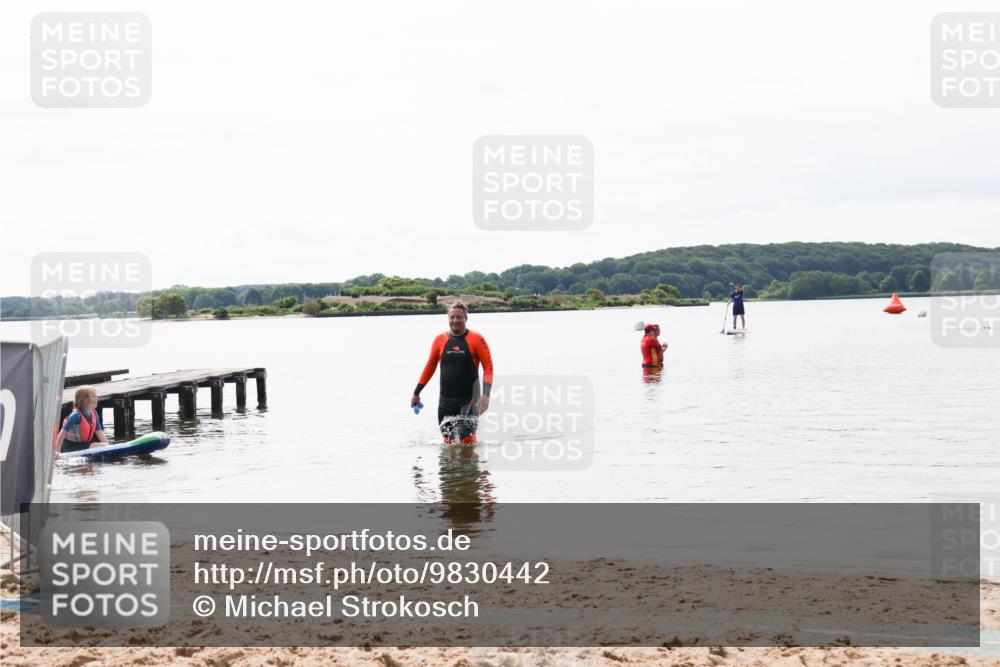 21.06.2026 - Viking Triathlon Michael Strokosch http://msf.ph/oto/9830442 21.06.2026 11:11:12 Schwimmen 39 meine-sportfotos.de