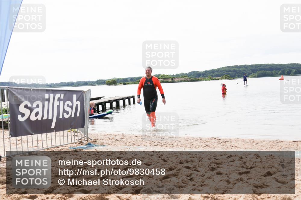 21.06.2026 - Viking Triathlon Michael Strokosch http://msf.ph/oto/9830458 21.06.2026 11:11:18 Schwimmen 39 meine-sportfotos.de