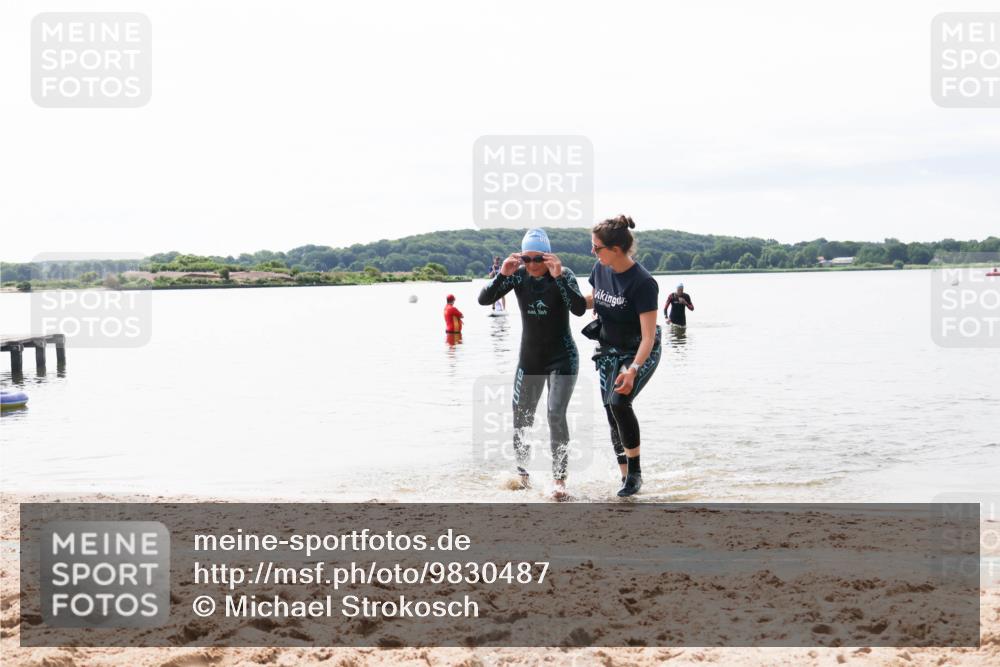 21.06.2026 - Viking Triathlon Michael Strokosch http://msf.ph/oto/9830487 21.06.2026 11:12:19 Schwimmen 368 meine-sportfotos.de