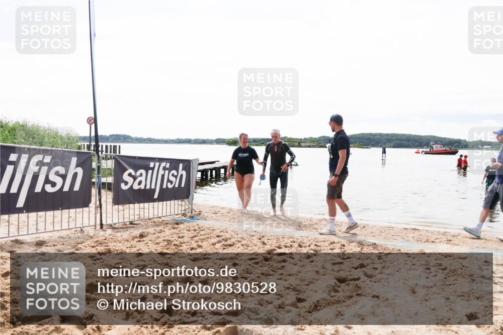 21.06.2026 - Viking Triathlon Michael Strokosch http://msf.ph/oto/9830528 21.06.2026 11:18:33 Schwimmen 431 meine-sportfotos.de