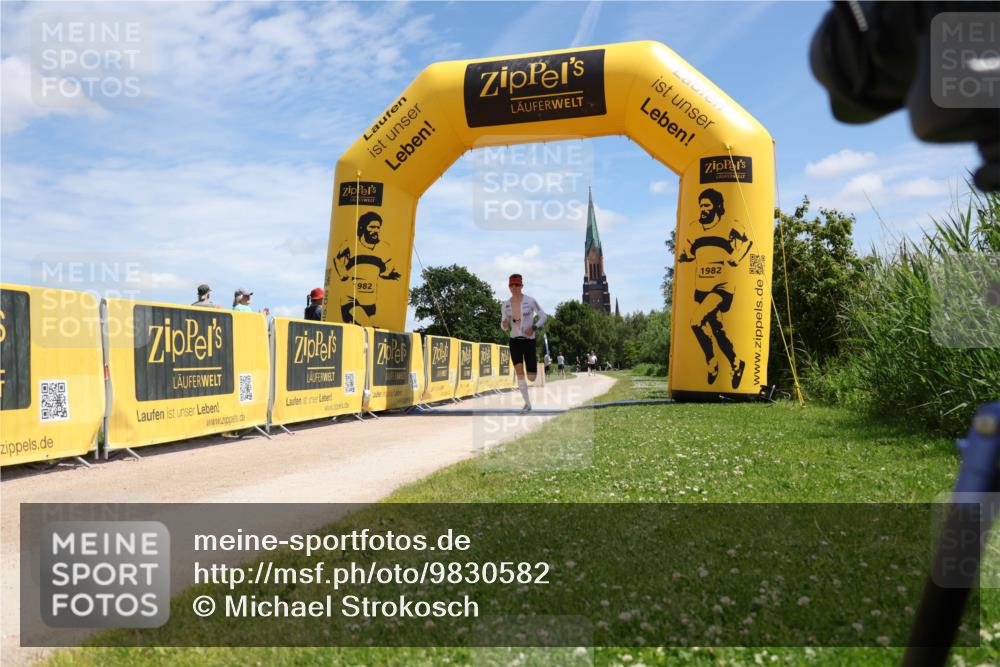21.06.2026 - Viking Triathlon Michael Strokosch http://msf.ph/oto/9830582 21.06.2026 12:42:18 Laufen 8 meine-sportfotos.de