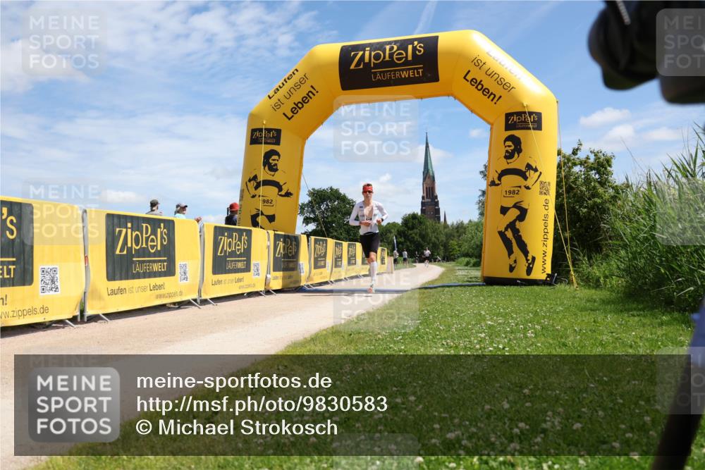 21.06.2026 - Viking Triathlon Michael Strokosch http://msf.ph/oto/9830583 21.06.2026 12:42:19 Laufen 8 meine-sportfotos.de