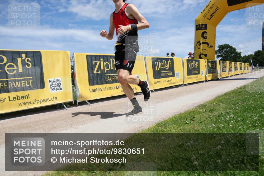 21.06.2026 - Viking Triathlon Michael Strokosch http://msf.ph/oto/9830651 21.06.2026 12:45:07 Laufen 669 meine-sportfotos.de