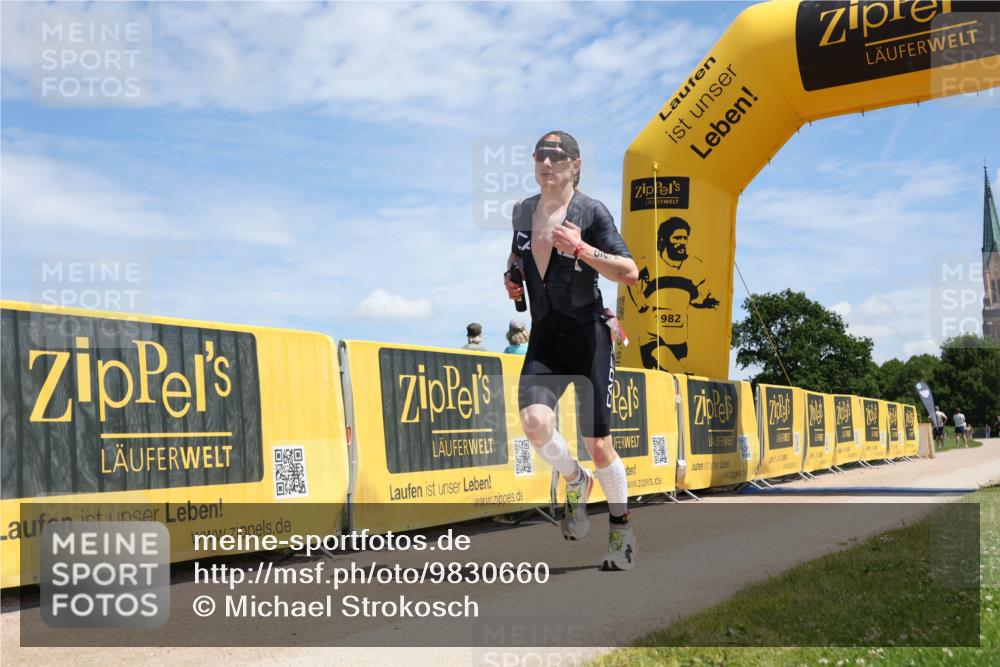 21.06.2026 - Viking Triathlon Michael Strokosch http://msf.ph/oto/9830660 21.06.2026 12:45:52 Laufen 565 meine-sportfotos.de