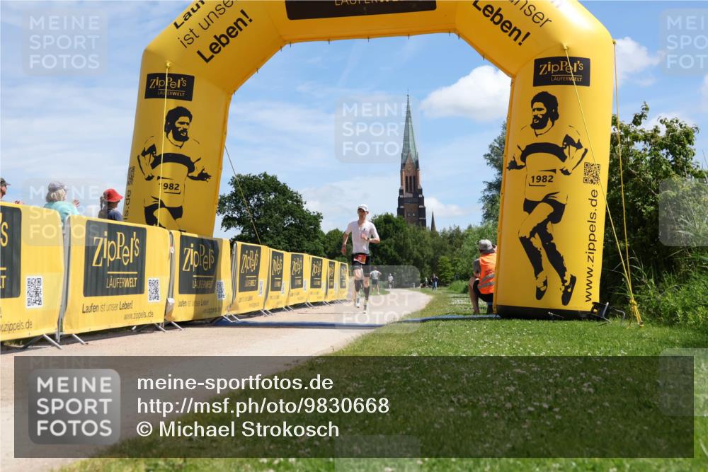 21.06.2026 - Viking Triathlon Michael Strokosch http://msf.ph/oto/9830668 21.06.2026 12:46:42 Laufen 38 meine-sportfotos.de