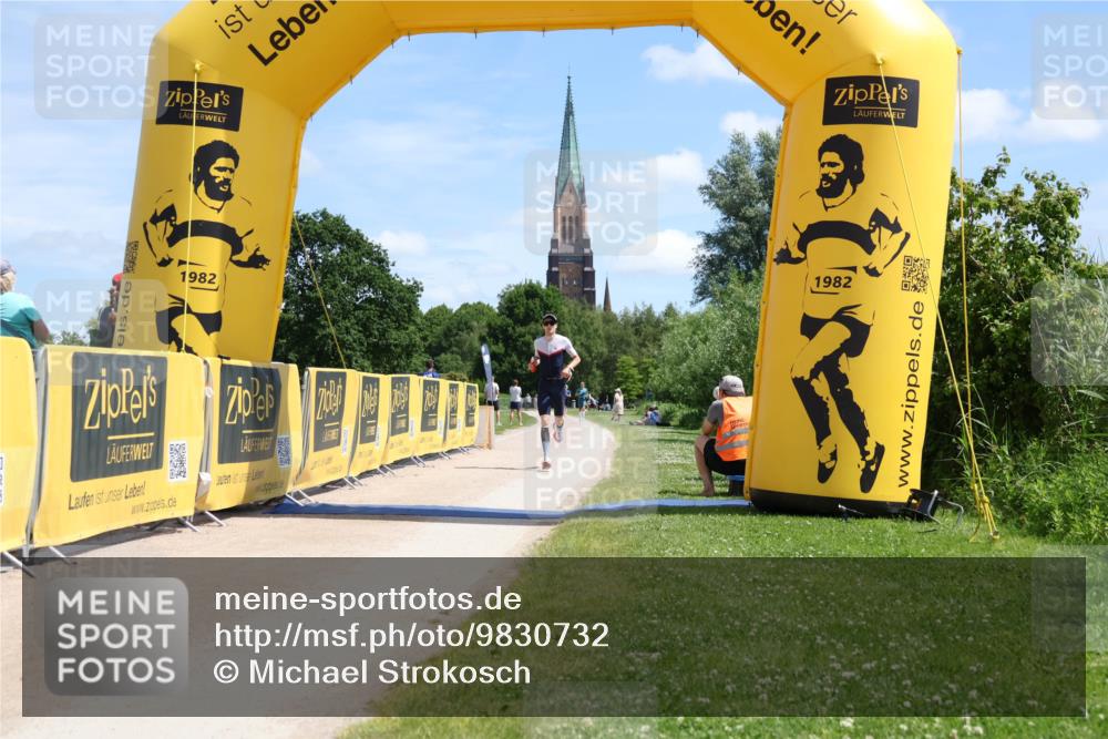 21.06.2026 - Viking Triathlon Michael Strokosch http://msf.ph/oto/9830732 21.06.2026 12:52:22 Laufen 579 meine-sportfotos.de