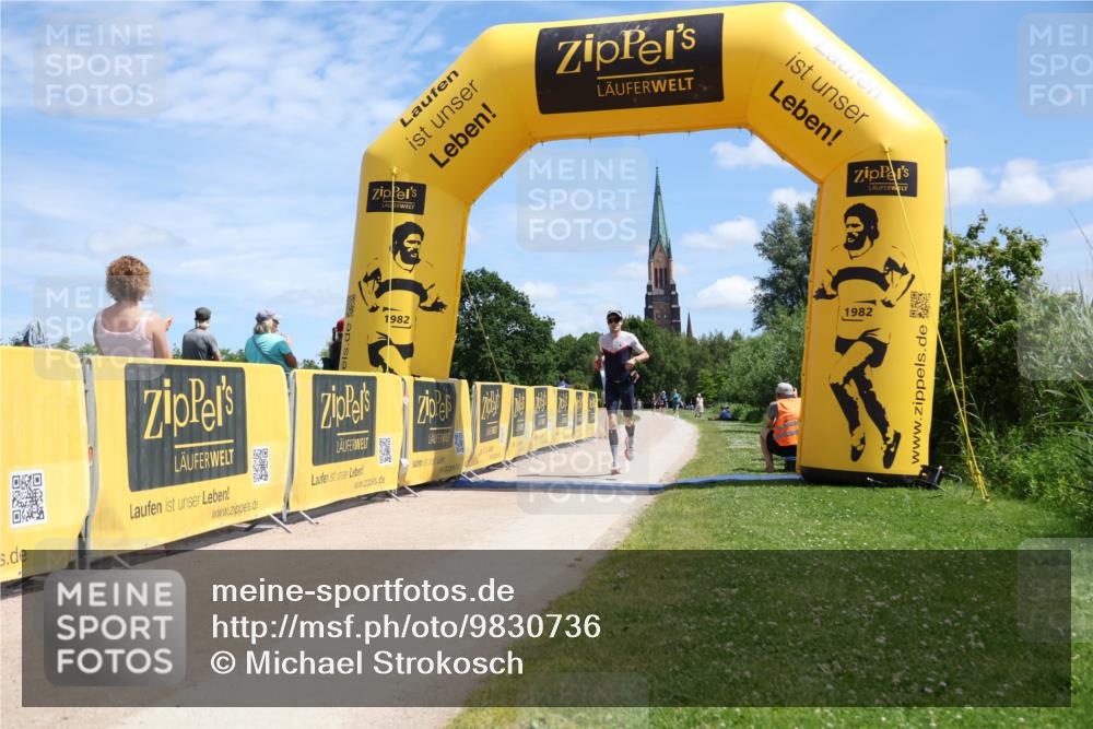 21.06.2026 - Viking Triathlon Michael Strokosch http://msf.ph/oto/9830736 21.06.2026 12:52:23 Laufen 579 meine-sportfotos.de