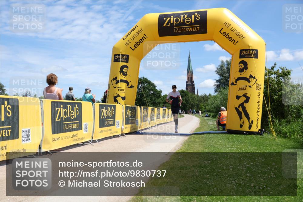 21.06.2026 - Viking Triathlon Michael Strokosch http://msf.ph/oto/9830737 21.06.2026 12:52:24 Laufen 579 meine-sportfotos.de