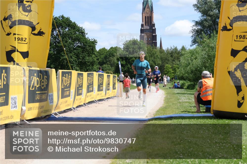 21.06.2026 - Viking Triathlon Michael Strokosch http://msf.ph/oto/9830747 21.06.2026 12:52:37 Laufen 447 meine-sportfotos.de