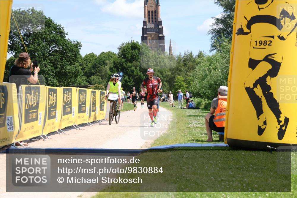 21.06.2026 - Viking Triathlon Michael Strokosch http://msf.ph/oto/9830884 21.06.2026 12:55:48 Laufen 18, 449 meine-sportfotos.de