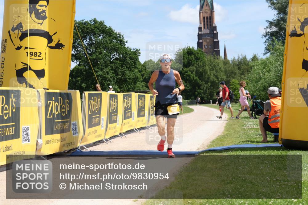 21.06.2026 - Viking Triathlon Michael Strokosch http://msf.ph/oto/9830954 21.06.2026 12:57:01 Laufen 637 meine-sportfotos.de