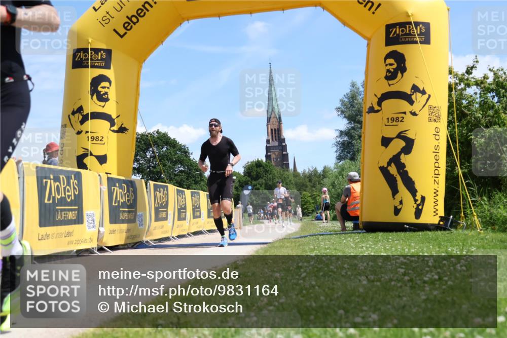 21.06.2026 - Viking Triathlon Michael Strokosch http://msf.ph/oto/9831164 21.06.2026 13:02:53 Laufen 82, 170, 311, 391, 453, 648 meine-sportfotos.de