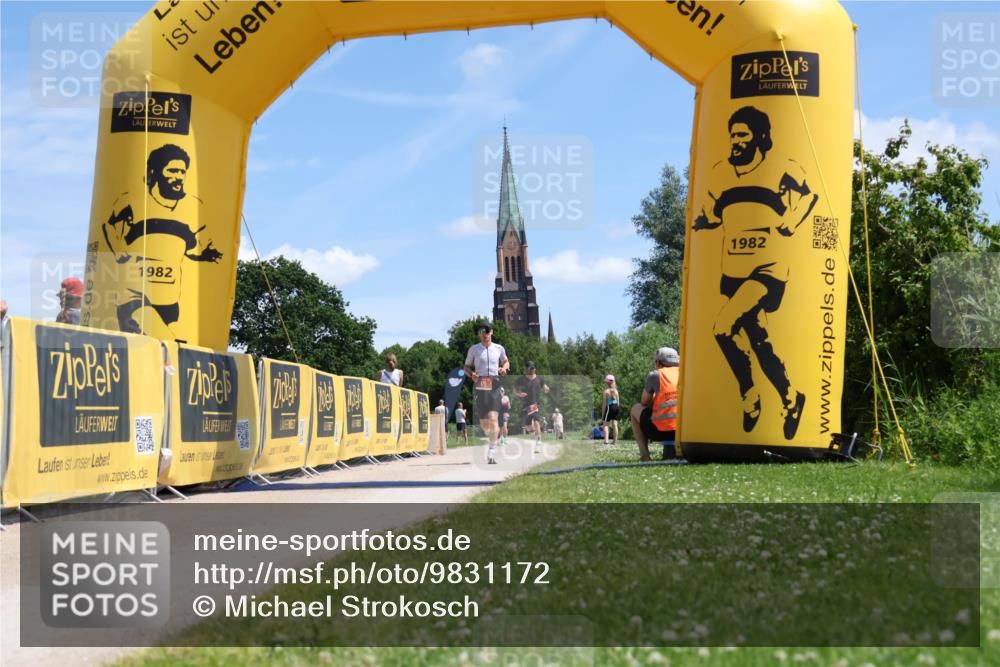 21.06.2026 - Viking Triathlon Michael Strokosch http://msf.ph/oto/9831172 21.06.2026 13:02:56 Laufen 41, 82, 170, 311, 391, 453, 648 meine-sportfotos.de