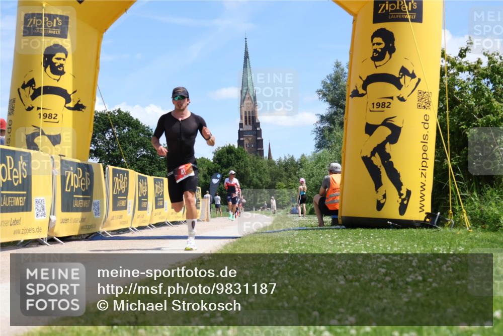 21.06.2026 - Viking Triathlon Michael Strokosch http://msf.ph/oto/9831187 21.06.2026 13:03:01 Laufen 41, 170 meine-sportfotos.de