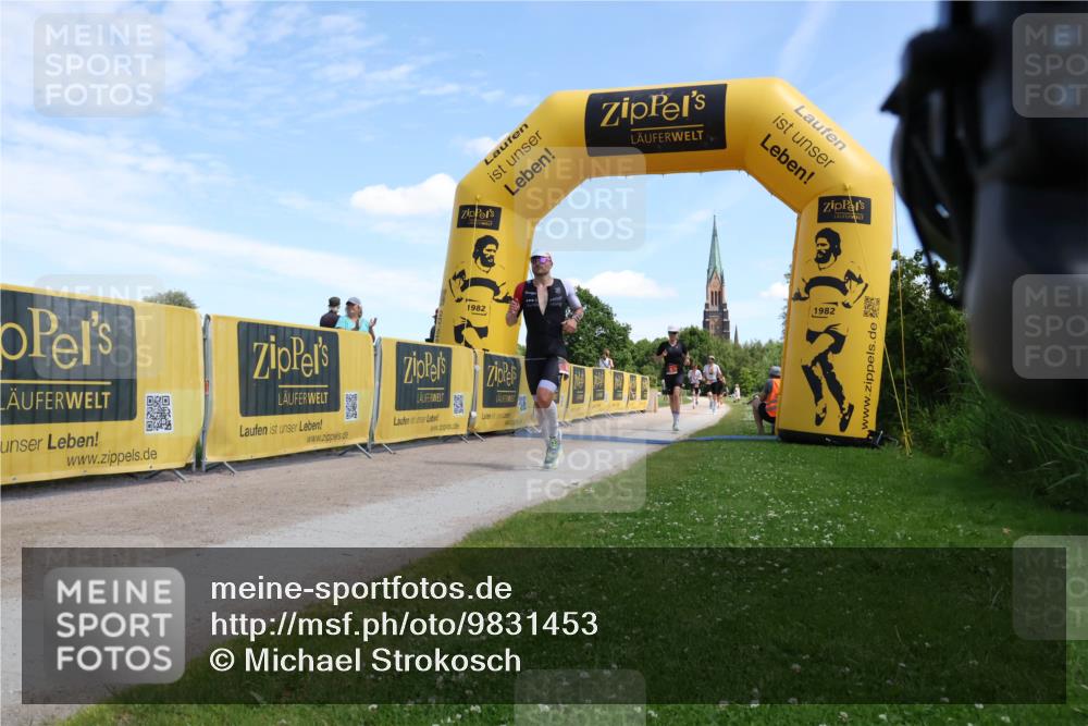 21.06.2026 - Viking Triathlon Michael Strokosch http://msf.ph/oto/9831453 21.06.2026 13:08:25 Laufen 16, 194, 348, 517 meine-sportfotos.de
