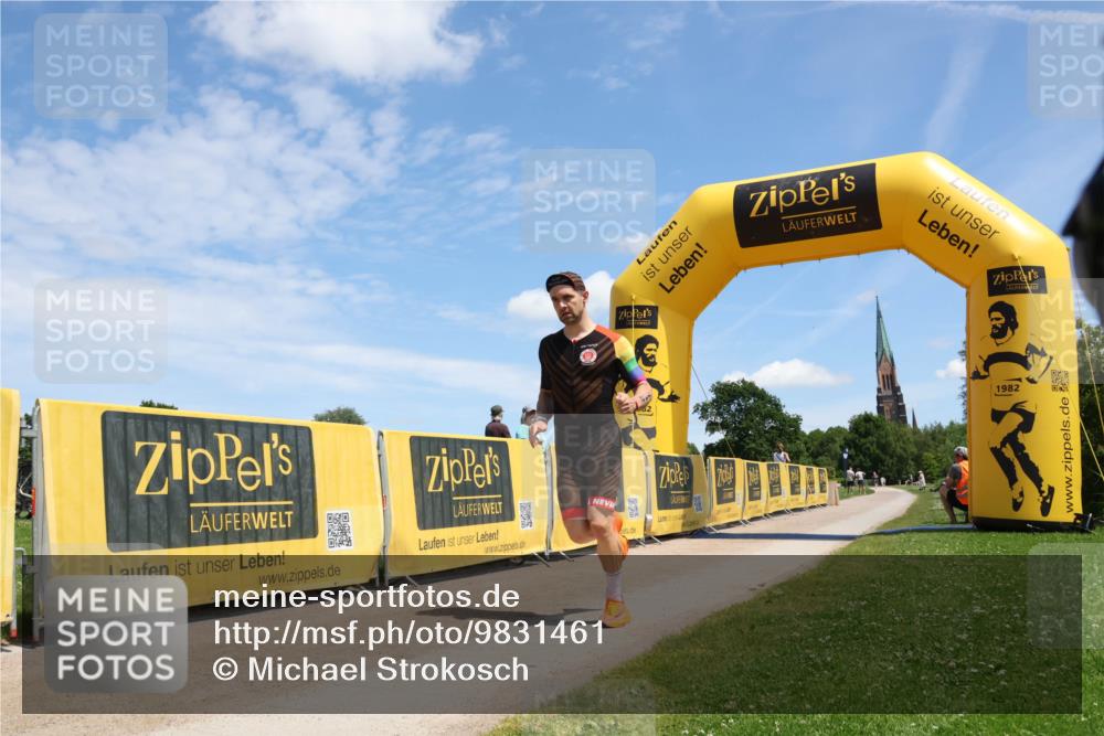 21.06.2026 - Viking Triathlon Michael Strokosch http://msf.ph/oto/9831461 21.06.2026 13:08:36 Laufen 8, 142, 348 meine-sportfotos.de