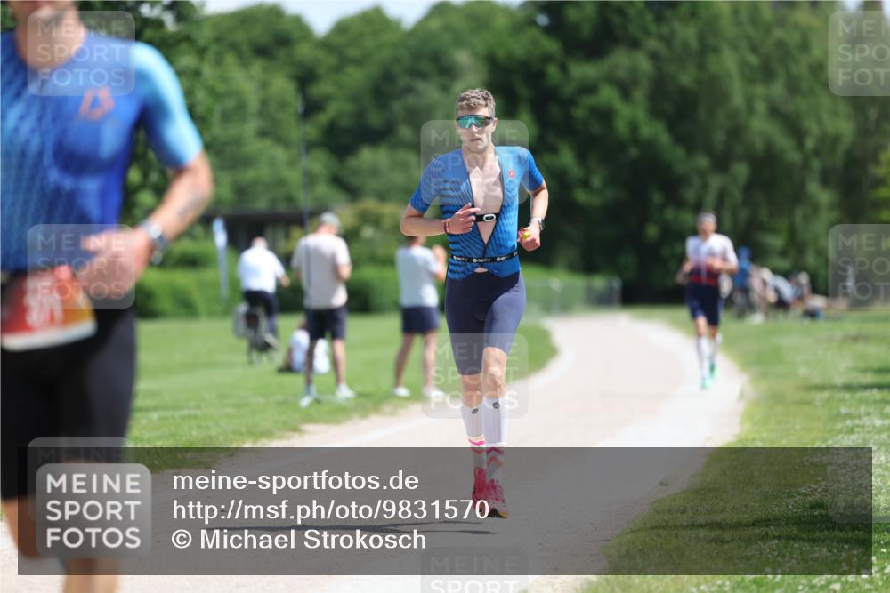 21.06.2026 - Viking Triathlon Michael Strokosch http://msf.ph/oto/9831570 21.06.2026 12:36:59 Laufen 31, 371, 575 meine-sportfotos.de
