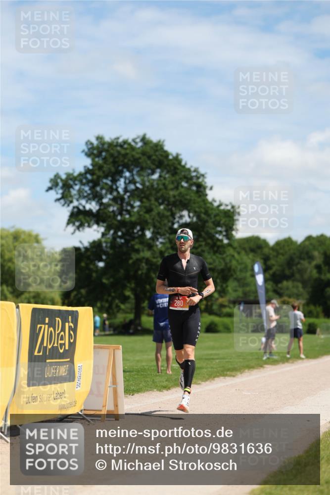 21.06.2026 - Viking Triathlon Michael Strokosch http://msf.ph/oto/9831636 21.06.2026 12:42:36 Laufen 103, 280 meine-sportfotos.de