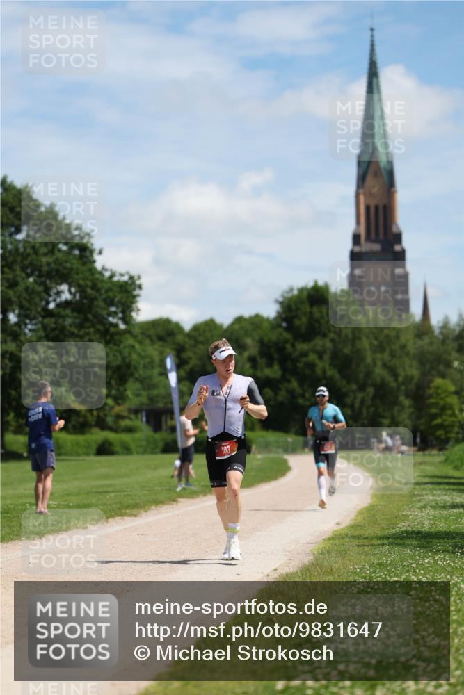 21.06.2026 - Viking Triathlon Michael Strokosch http://msf.ph/oto/9831647 21.06.2026 12:42:43 Laufen 103, 527 meine-sportfotos.de