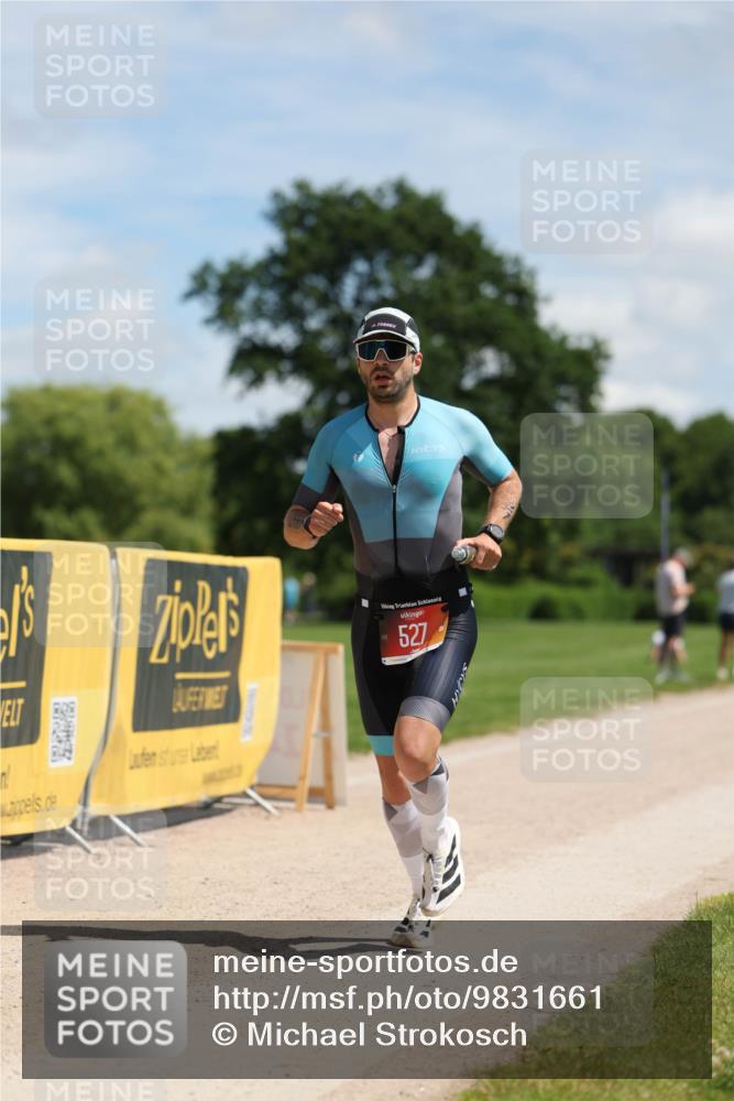 21.06.2026 - Viking Triathlon Michael Strokosch http://msf.ph/oto/9831661 21.06.2026 12:42:48 Laufen 527 meine-sportfotos.de