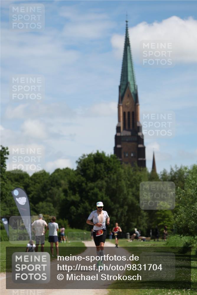 21.06.2026 - Viking Triathlon Michael Strokosch http://msf.ph/oto/9831704 21.06.2026 12:44:47 Laufen 74 meine-sportfotos.de
