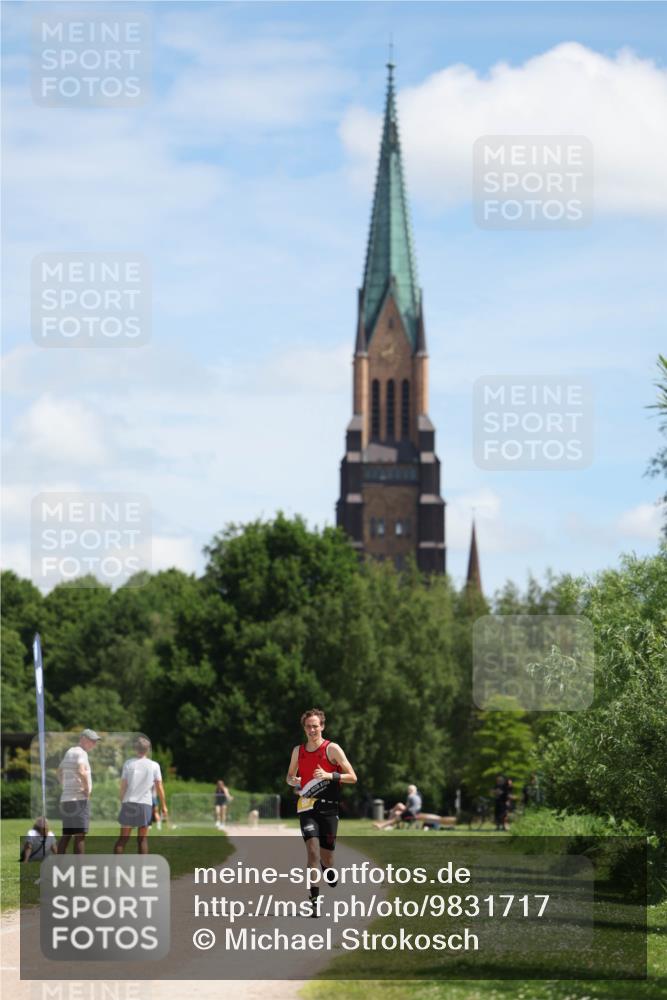 21.06.2026 - Viking Triathlon Michael Strokosch http://msf.ph/oto/9831717 21.06.2026 12:44:57 Laufen 669 meine-sportfotos.de