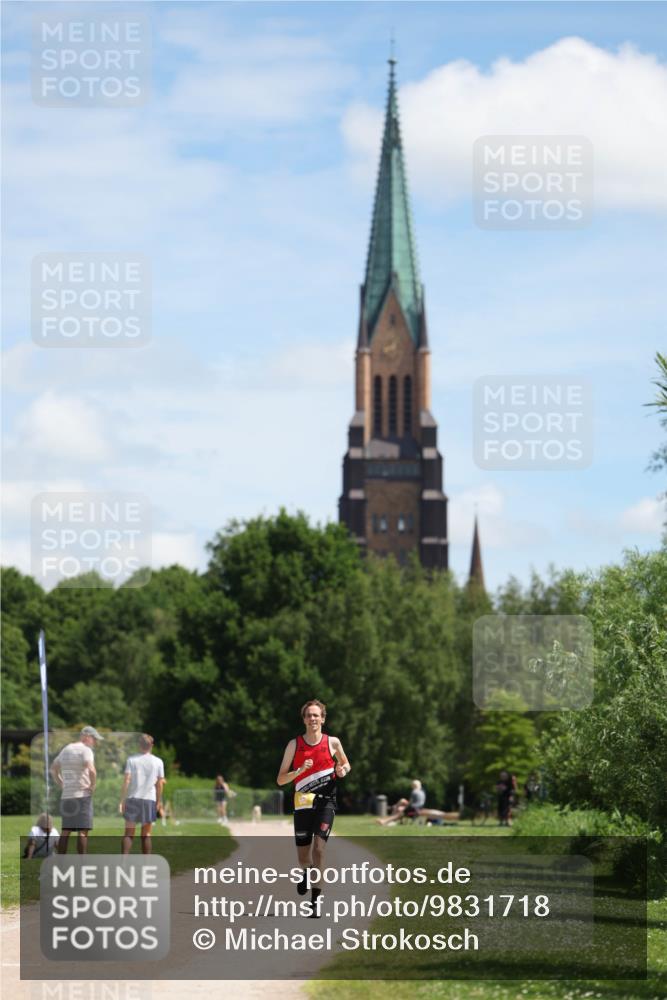 21.06.2026 - Viking Triathlon Michael Strokosch http://msf.ph/oto/9831718 21.06.2026 12:44:58 Laufen 669 meine-sportfotos.de