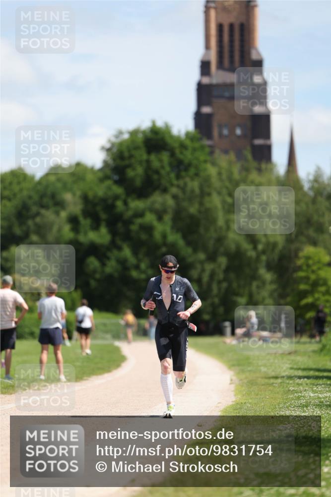 21.06.2026 - Viking Triathlon Michael Strokosch http://msf.ph/oto/9831754 21.06.2026 12:45:44 Laufen 565 meine-sportfotos.de
