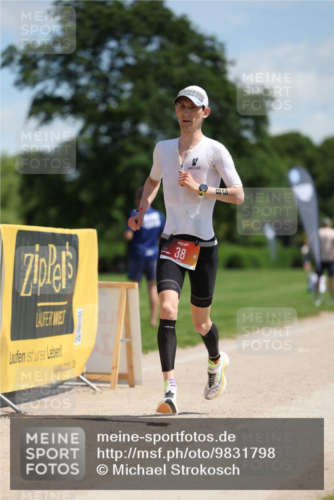 21.06.2026 - Viking Triathlon Michael Strokosch http://msf.ph/oto/9831798 21.06.2026 12:46:41 Laufen 38 meine-sportfotos.de
