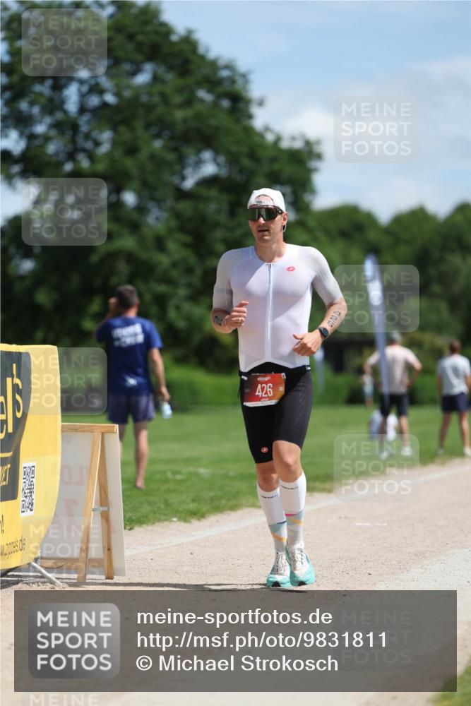 21.06.2026 - Viking Triathlon Michael Strokosch http://msf.ph/oto/9831811 21.06.2026 12:47:07 Laufen 426 meine-sportfotos.de