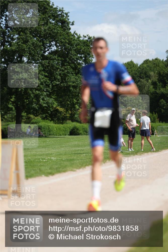 21.06.2026 - Viking Triathlon Michael Strokosch http://msf.ph/oto/9831858 21.06.2026 12:48:35 Laufen 410 meine-sportfotos.de