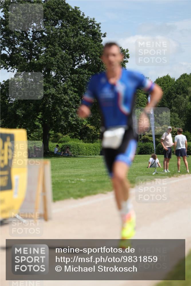 21.06.2026 - Viking Triathlon Michael Strokosch http://msf.ph/oto/9831859 21.06.2026 12:48:35 Laufen 410 meine-sportfotos.de