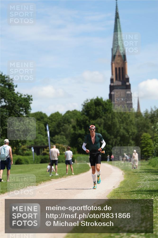 21.06.2026 - Viking Triathlon Michael Strokosch http://msf.ph/oto/9831866 21.06.2026 12:49:29 Laufen 500 meine-sportfotos.de
