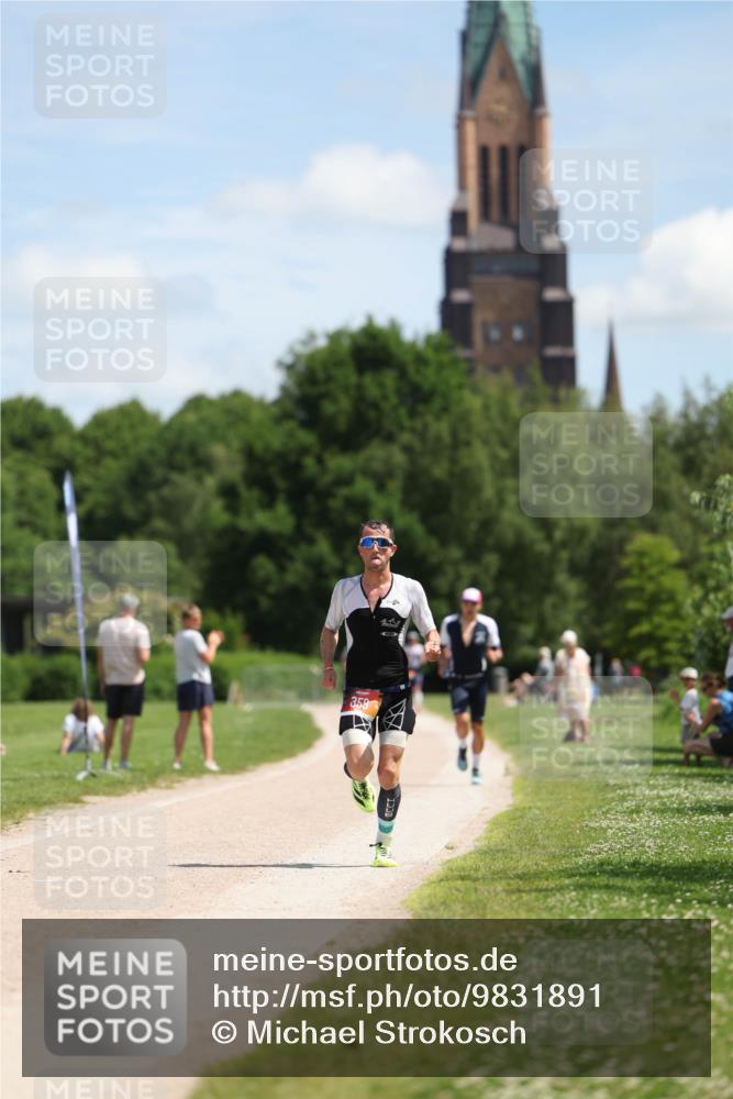 21.06.2026 - Viking Triathlon Michael Strokosch http://msf.ph/oto/9831891 21.06.2026 12:50:07 Laufen 180, 359 meine-sportfotos.de