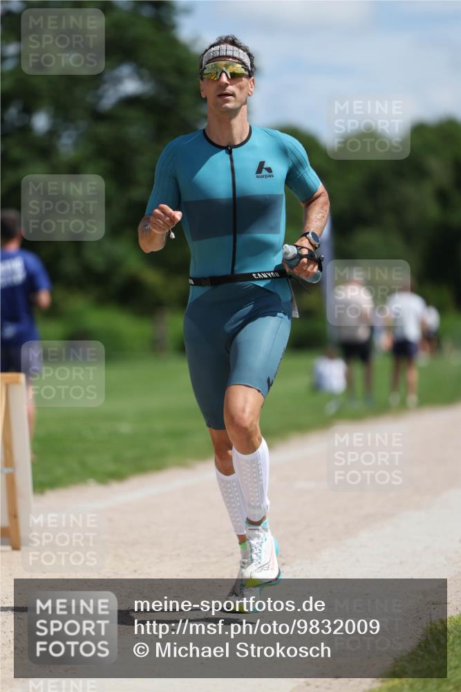 21.06.2026 - Viking Triathlon Michael Strokosch http://msf.ph/oto/9832009 21.06.2026 12:52:36 Laufen 27, 265, 447 meine-sportfotos.de